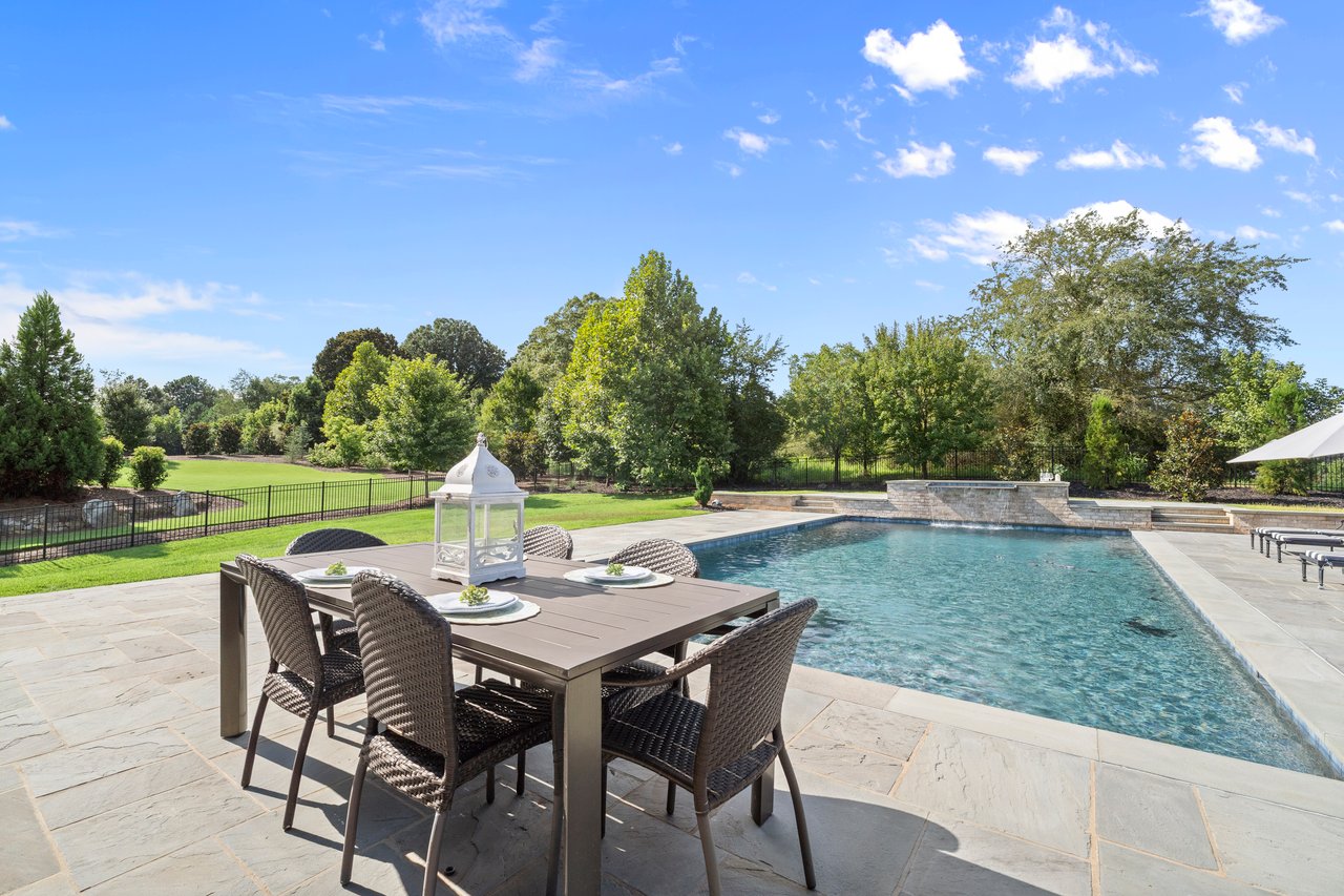  10160 Cedar Ridge Drive
