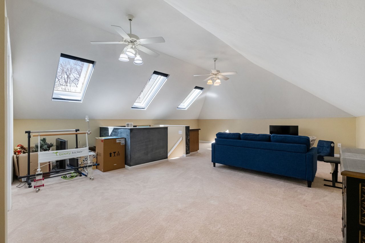 913 Highlander Circle