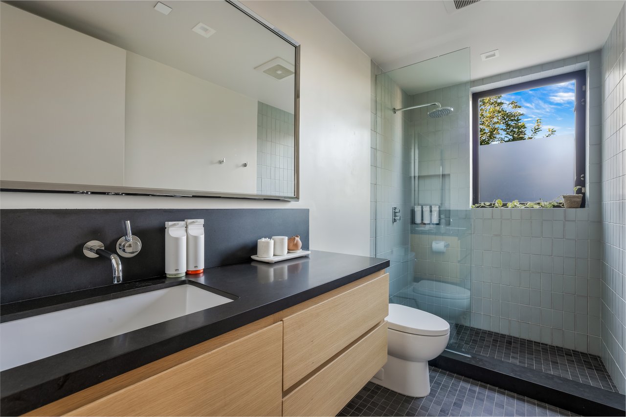 1030 Somera Rd, Bel Air