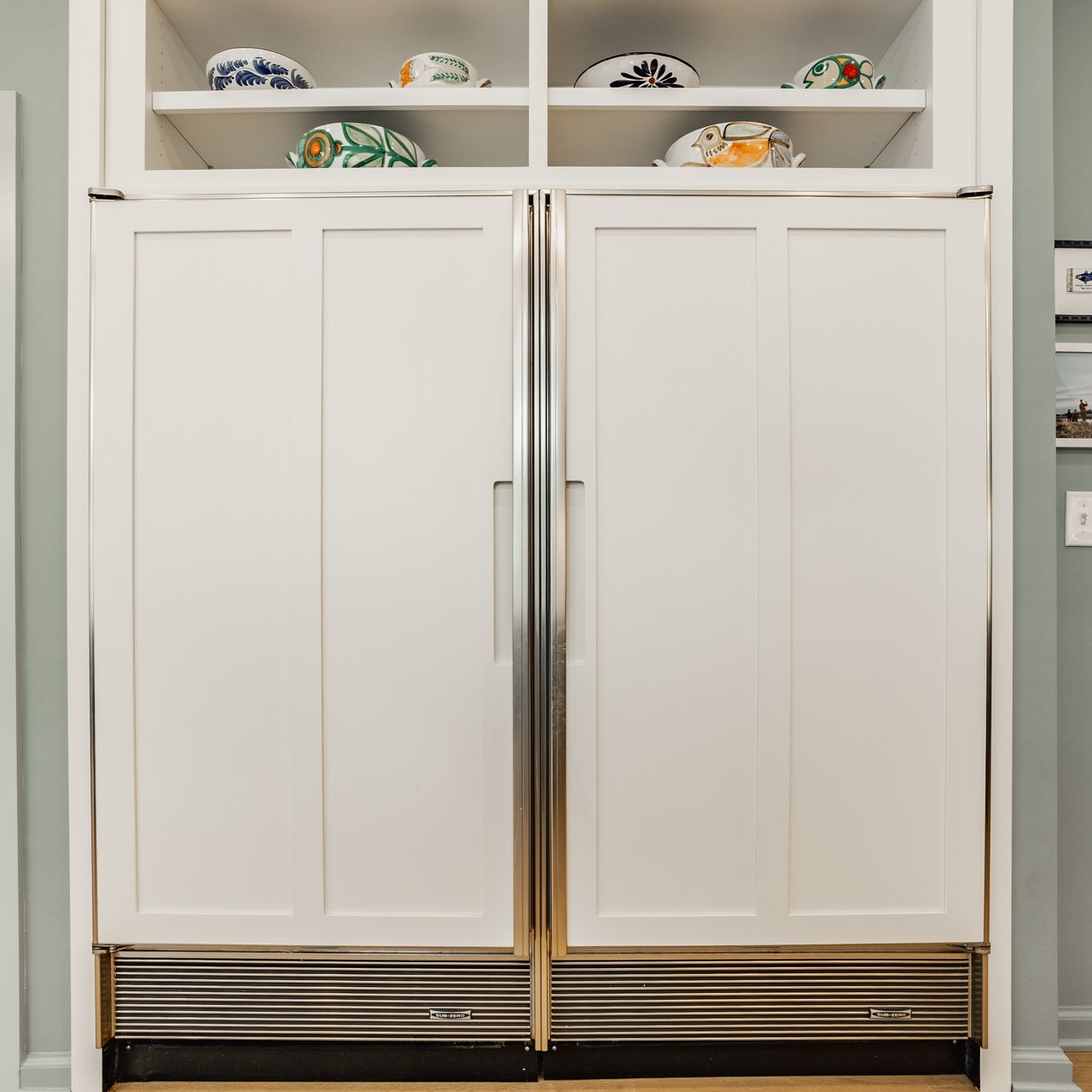 8045 Broadway Street