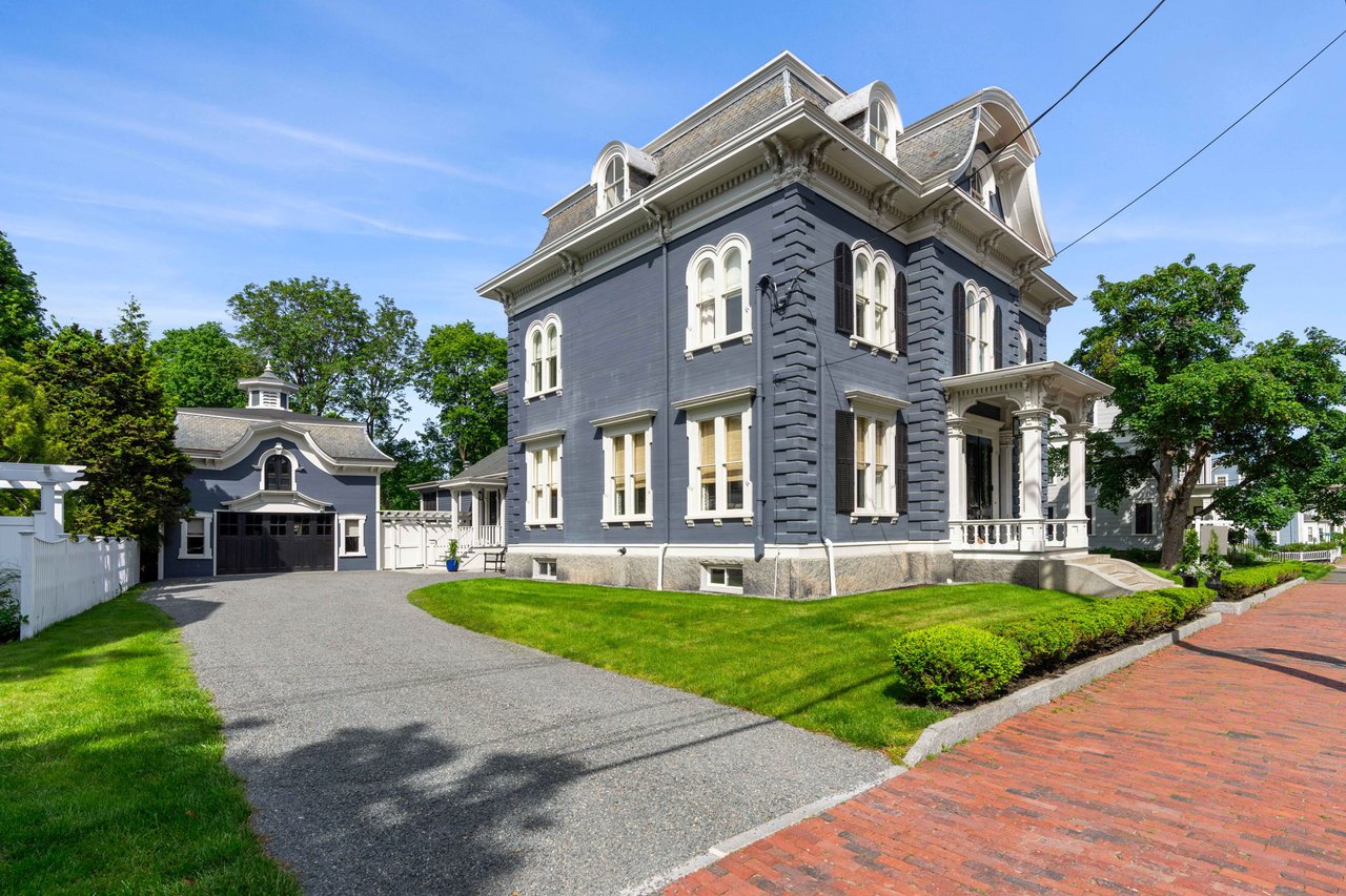 New Price at 212 High Street, Newburyport!