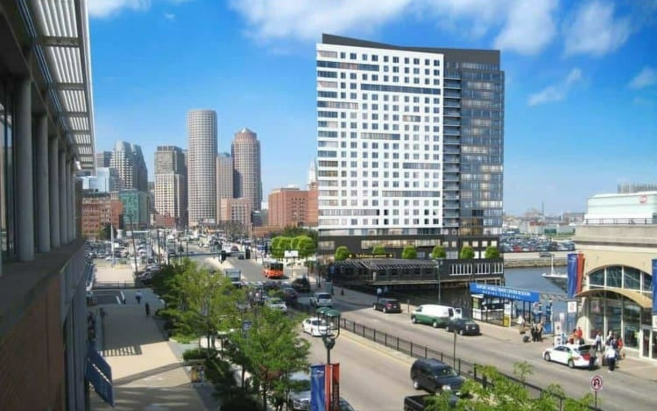 100 Pier 4