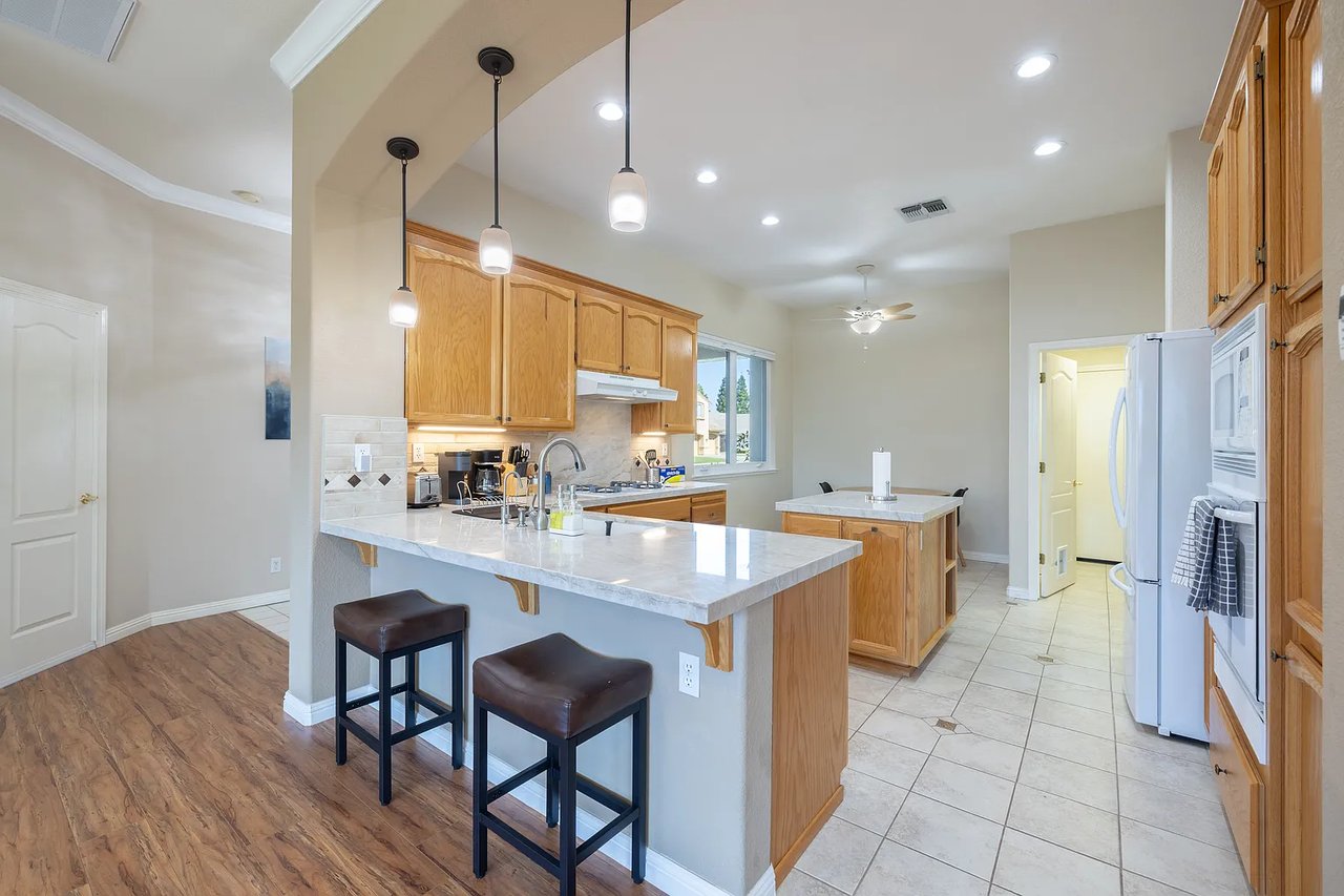 2121 Mullen Ct