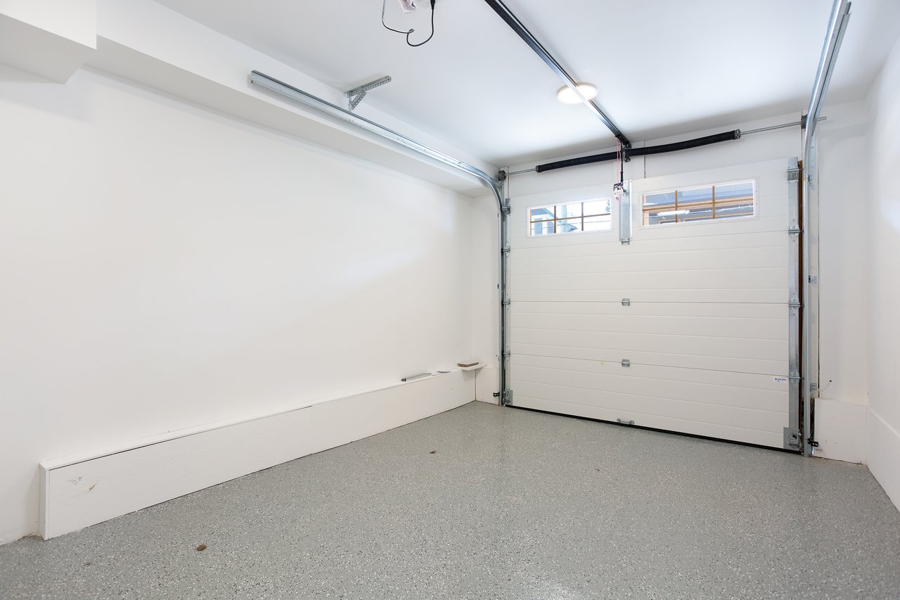 2(SE) - 833 6th Street