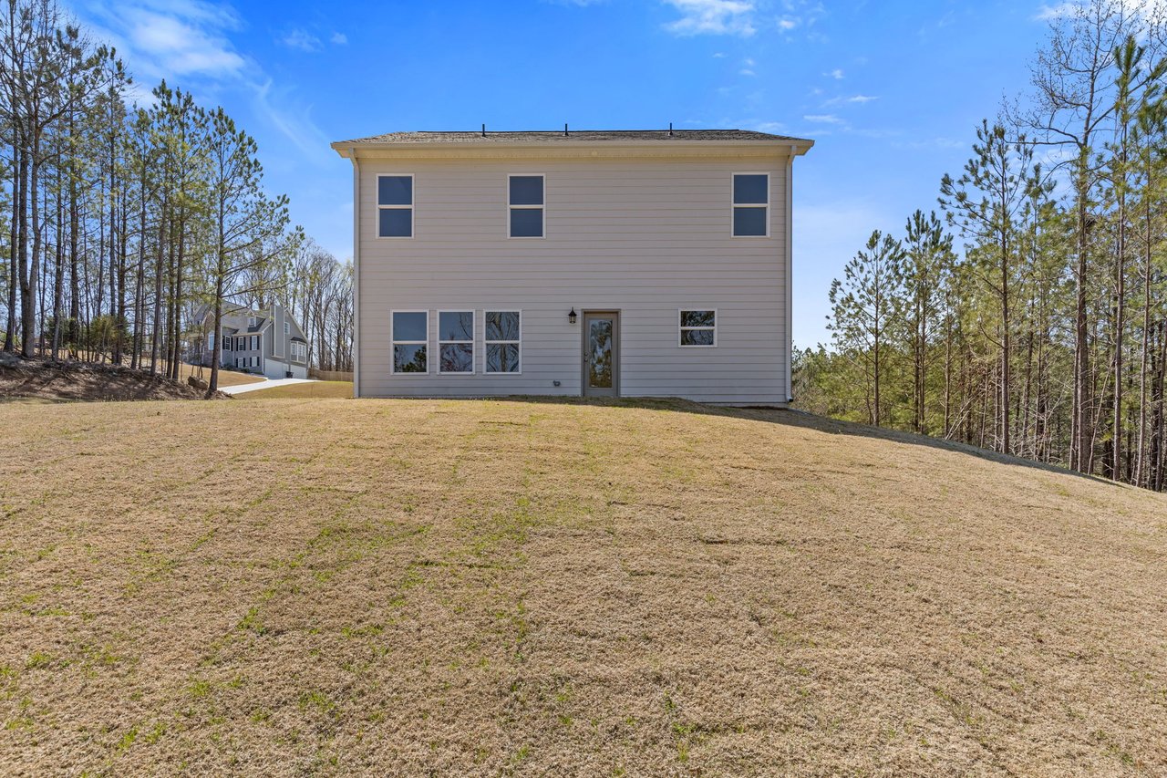 343 Shoals Trl