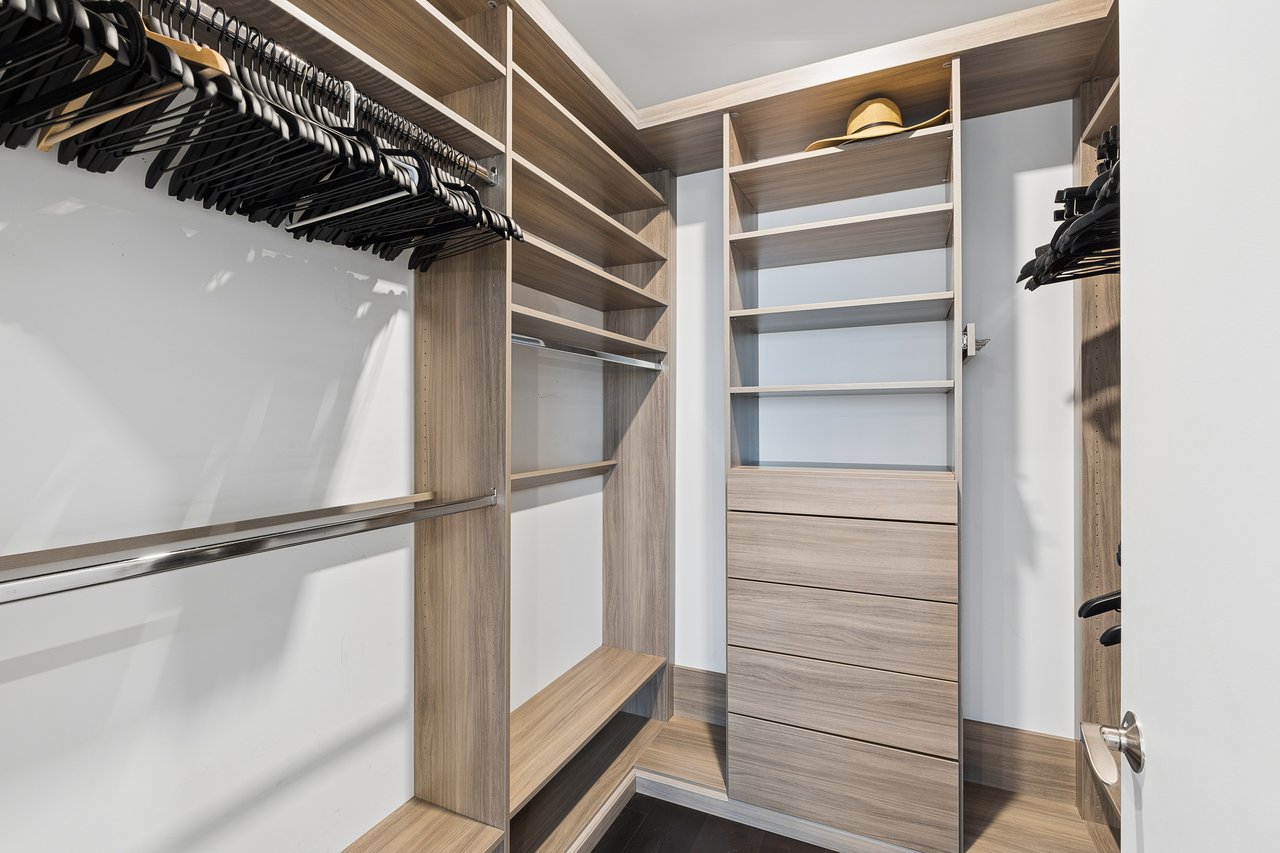 222 12th Street NE Unit 2105