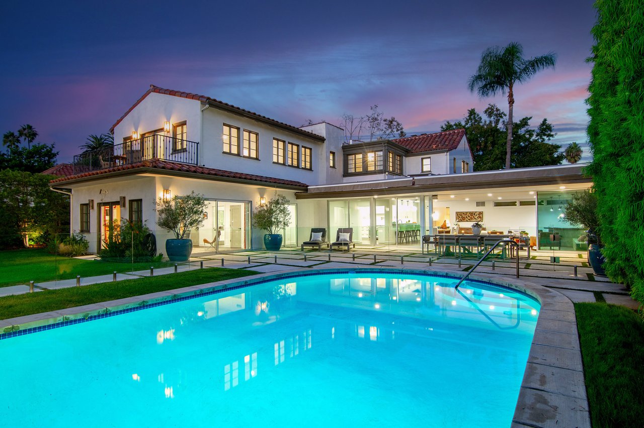 501 N Cahuenga Blvd.