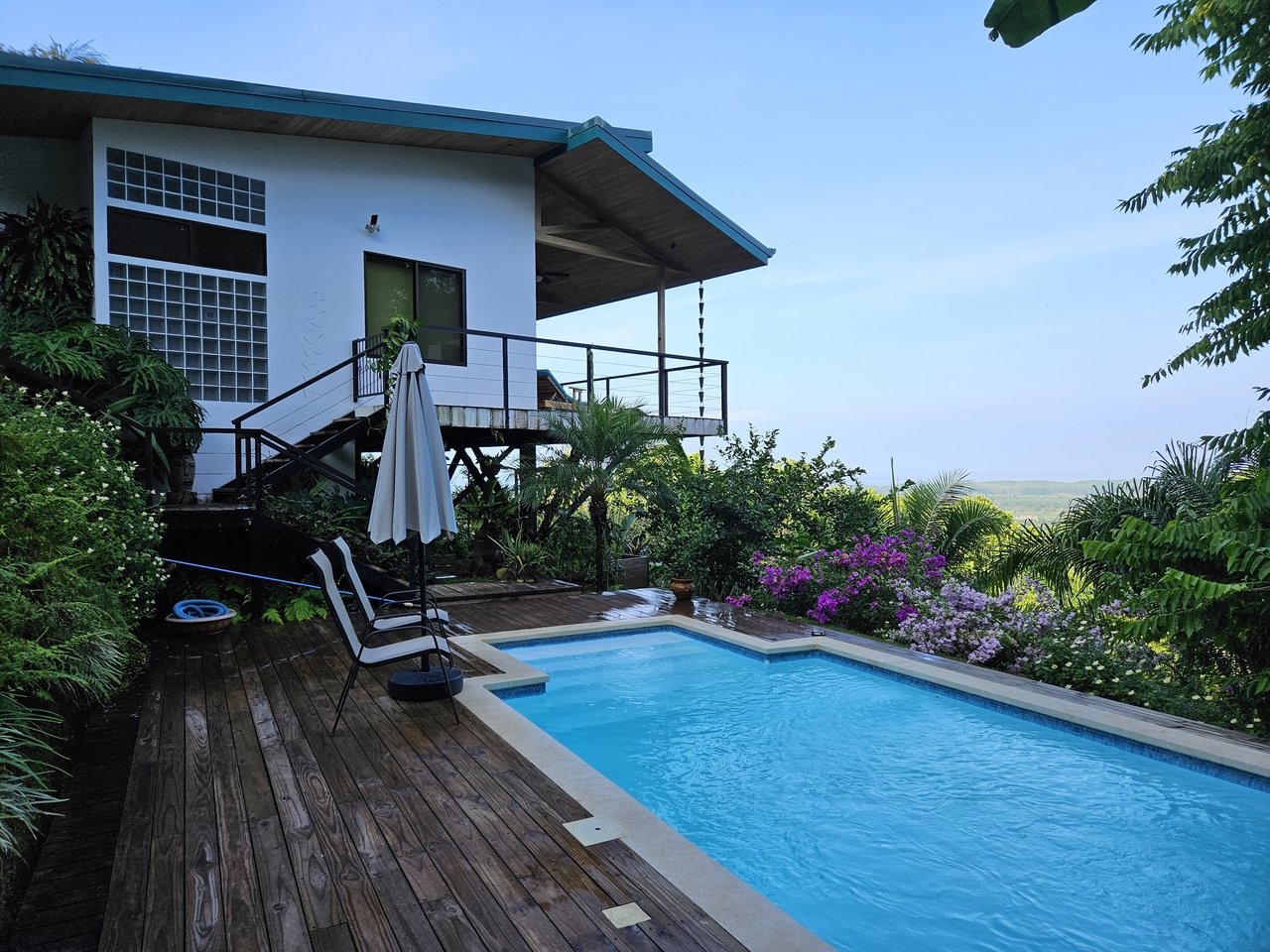 Beautiful sea view House Guesthouse and Pool in a gated Community close to awesome Beaches