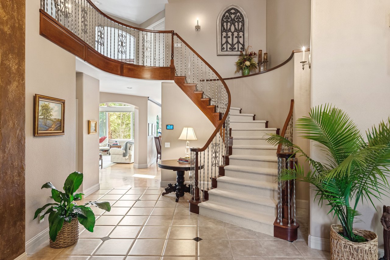 17507 Colonial Park Drive