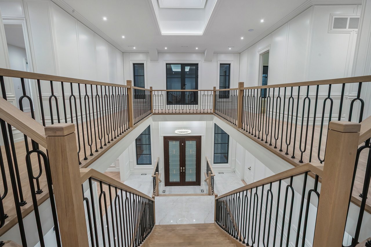 Architecturally Iconic Estate