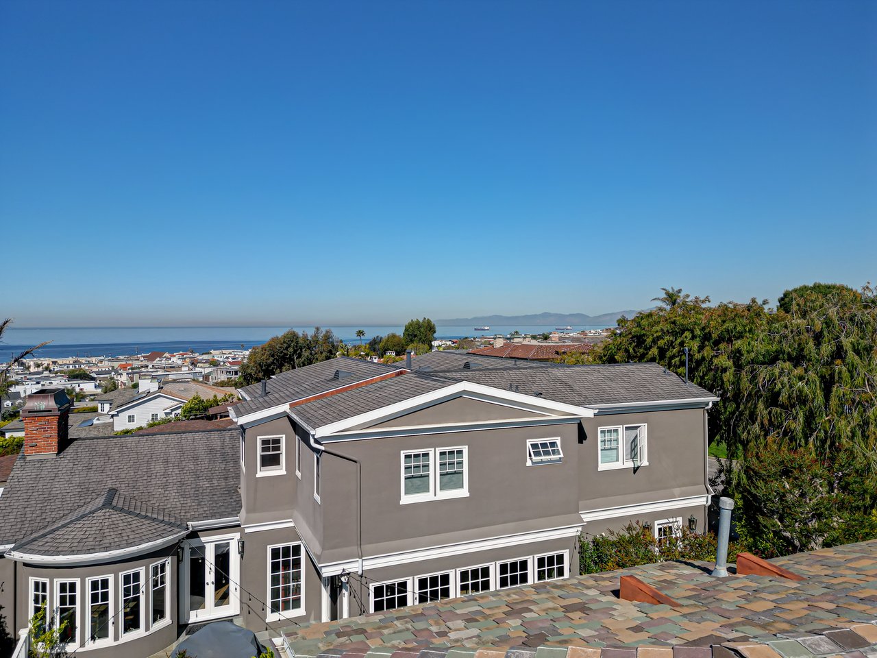 Hill Section View Home