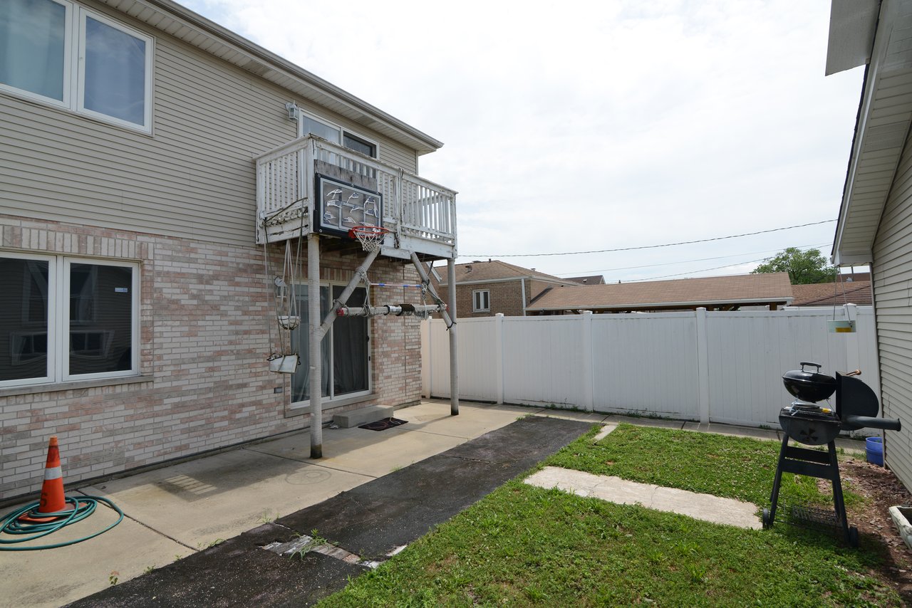 6616 S Knox Avenue, Chicago IL