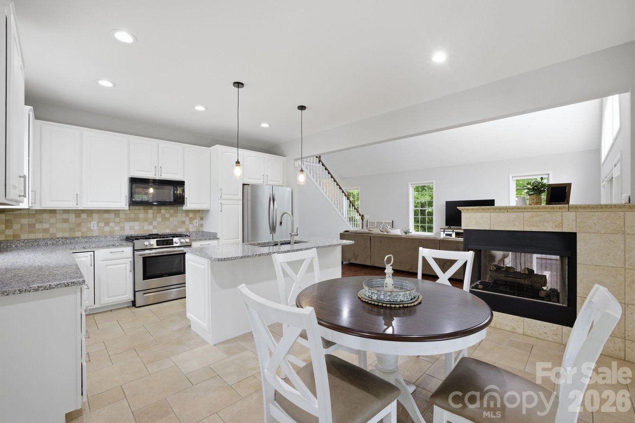 424 Mountain Harbor Drive