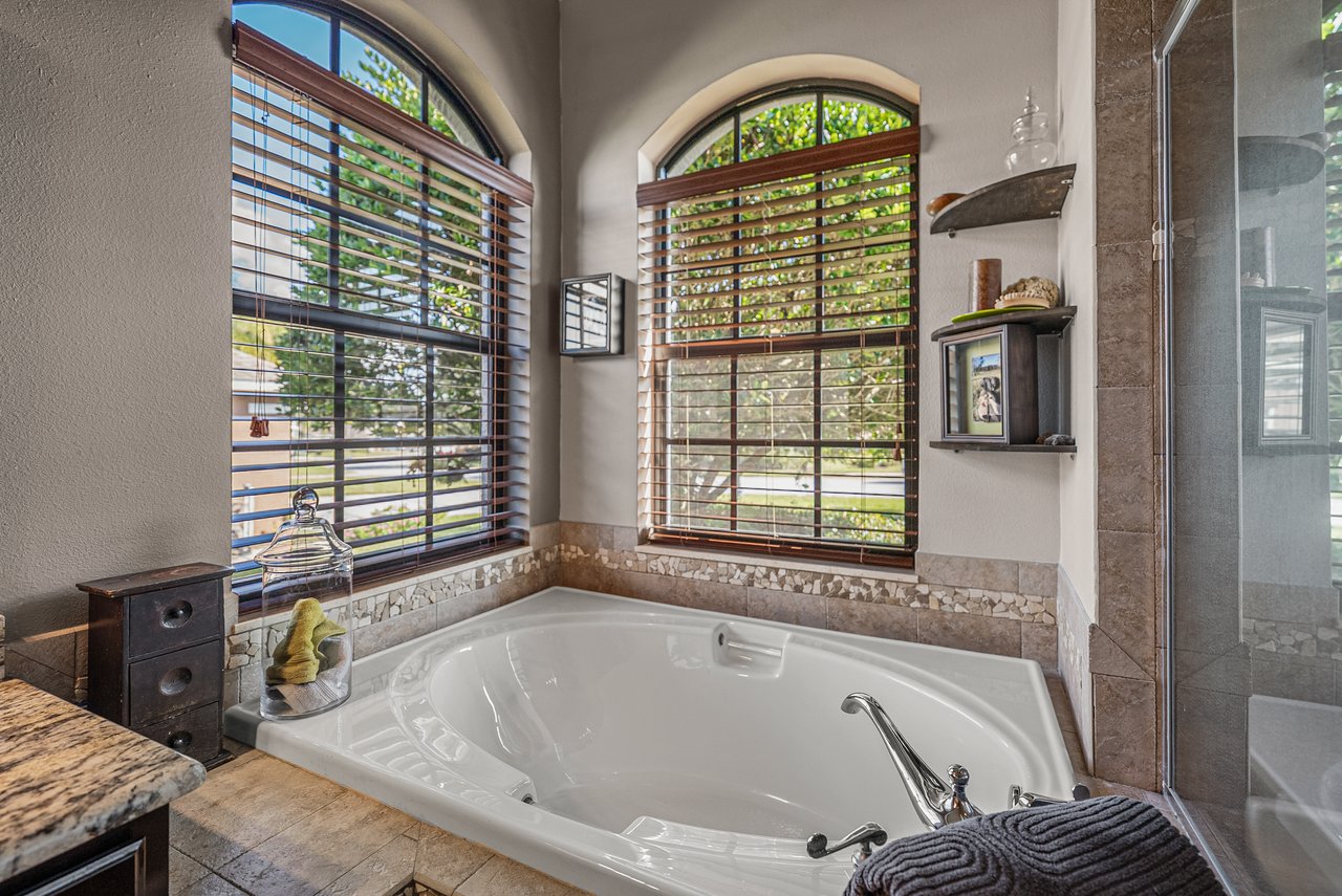 13247 THOROUGHBRED DR