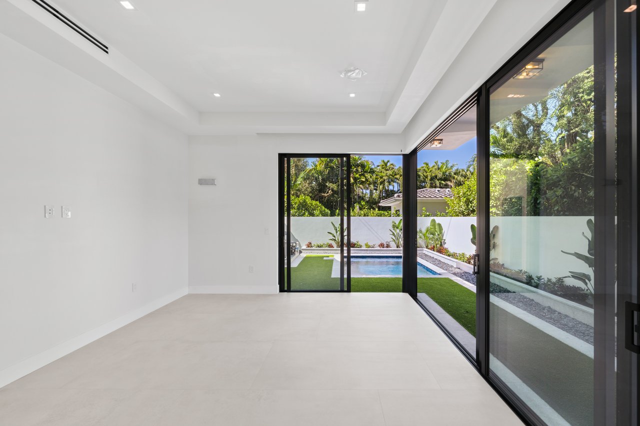 2710 S Le Jeune Road