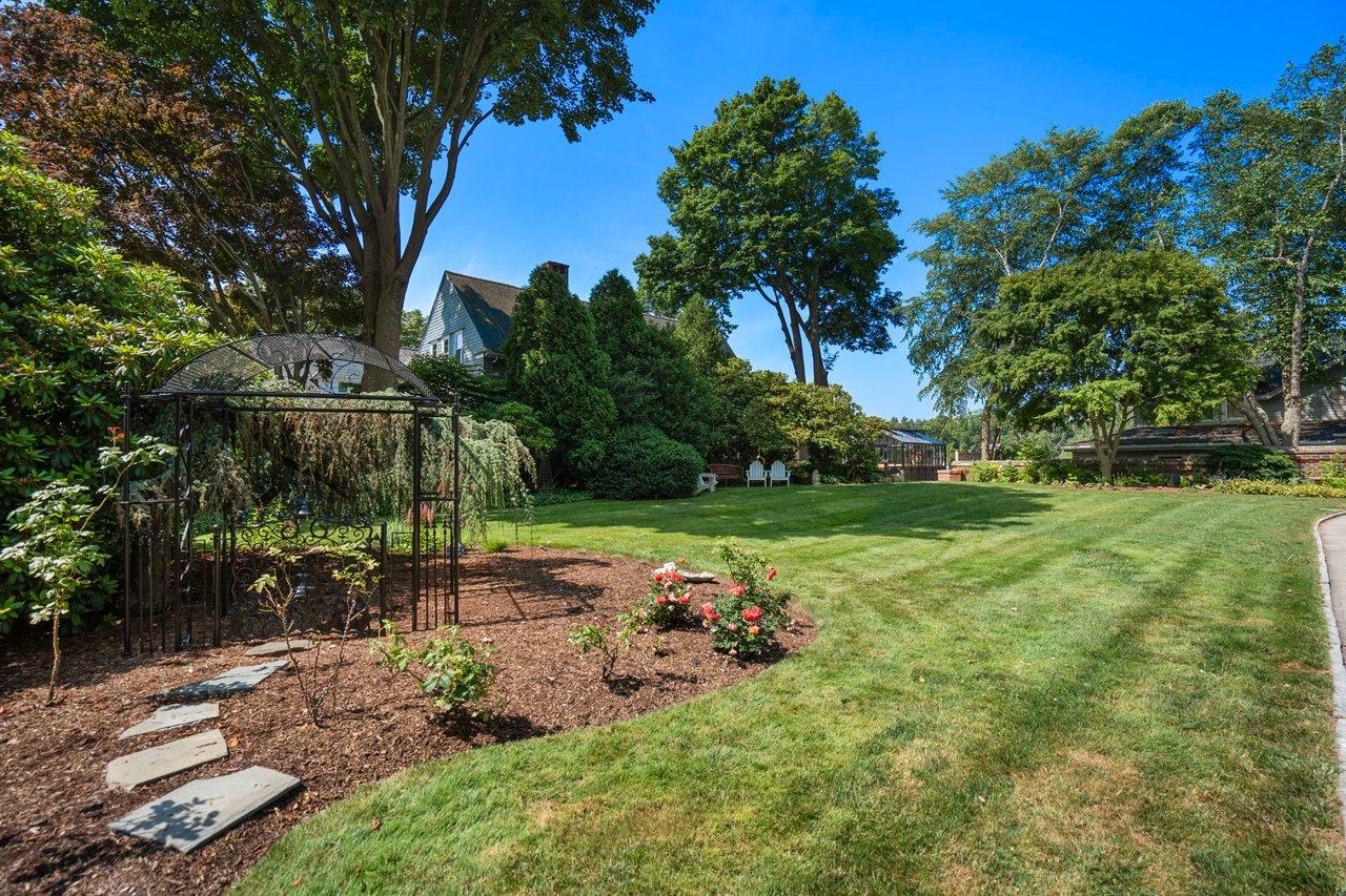 25 Seaview Avenue