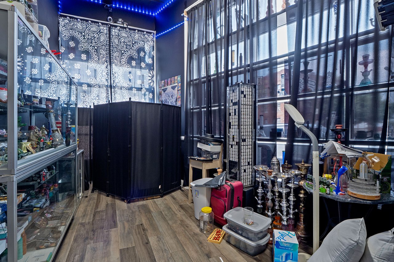 Fully Built-Out Smoke Shop | Turnkey Business Opportunity