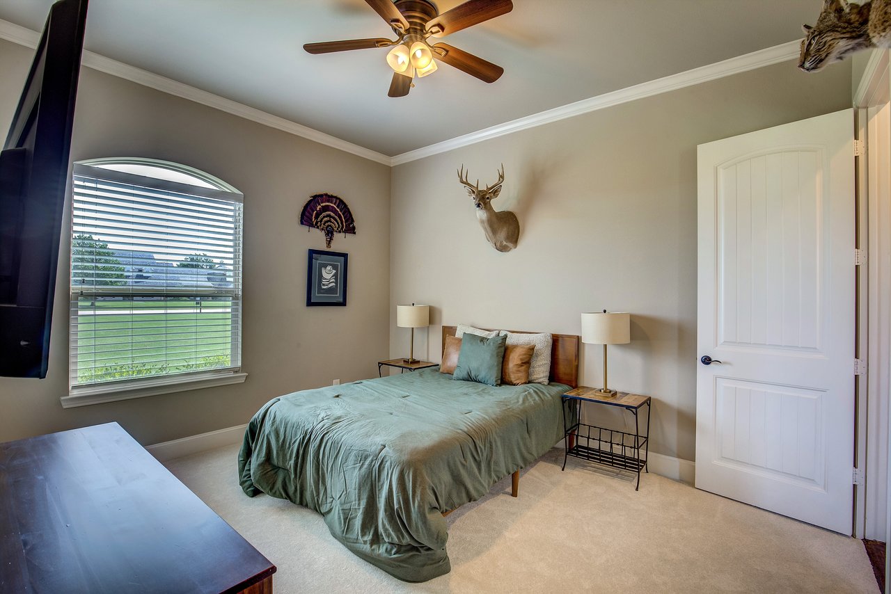 552 Horseshoe Bend