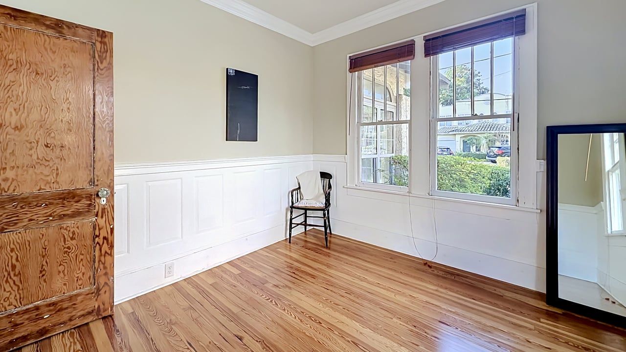 Charming 1925 Bungalow with Guesthouse in Orlando's Colonialtown