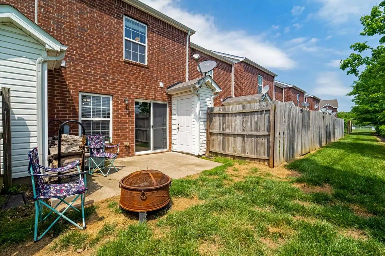 Sold! Gorgeous Renovated Smyrna Townhome