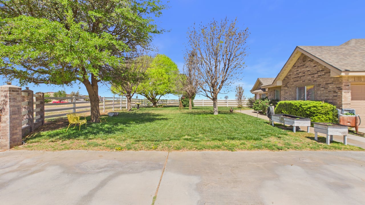 14260 Lariat Trail