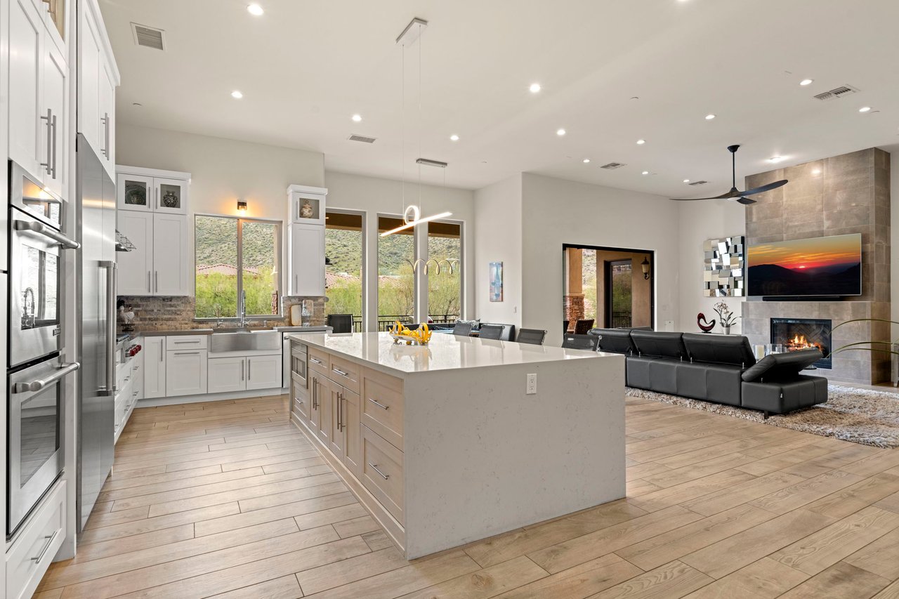 11923 E CASITAS DEL RIO Drive