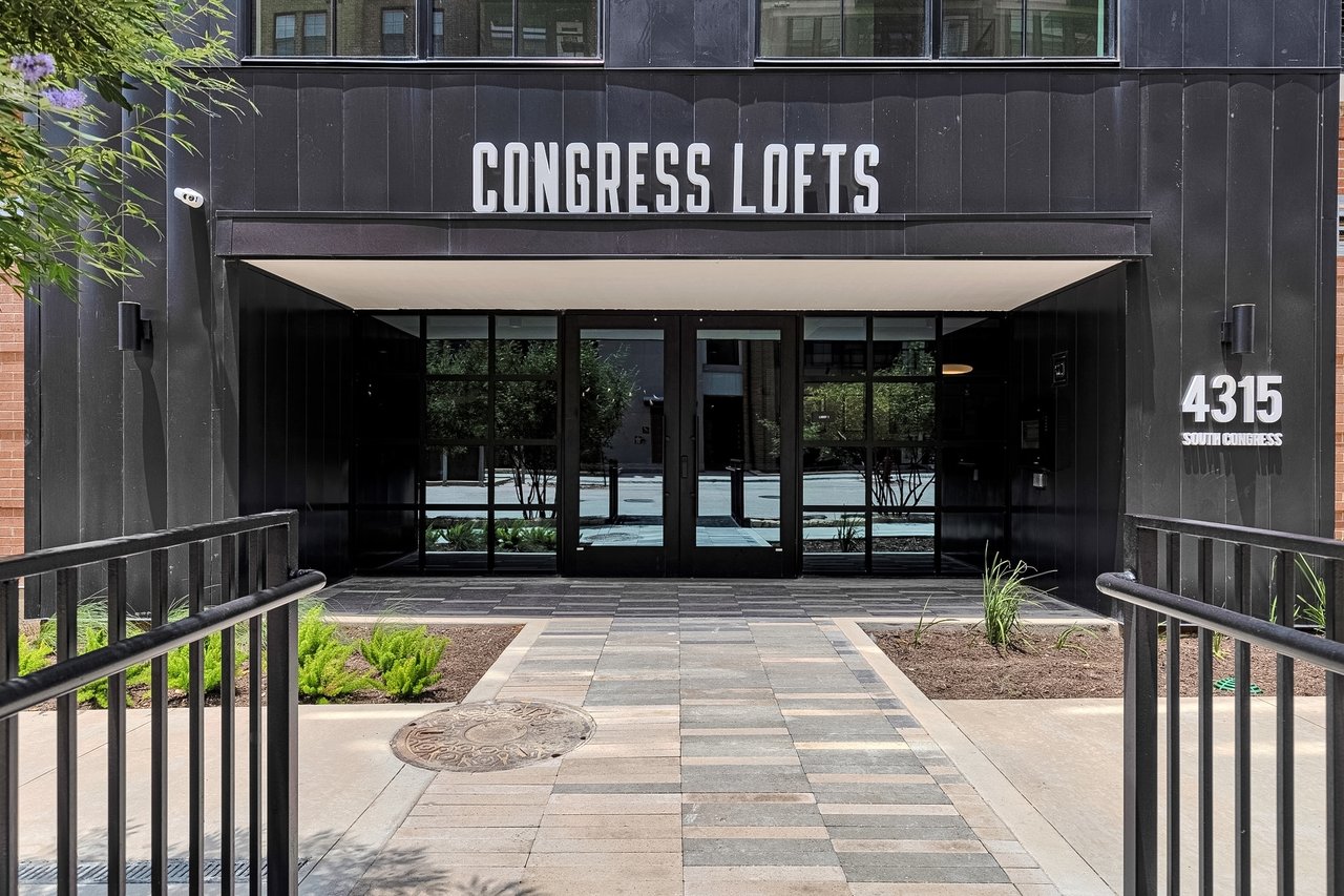 Congress Lofts: 4315 S. Congress Ave #527