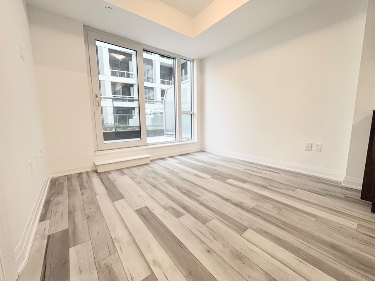15 Richardson Street, Toronto Unit: 308