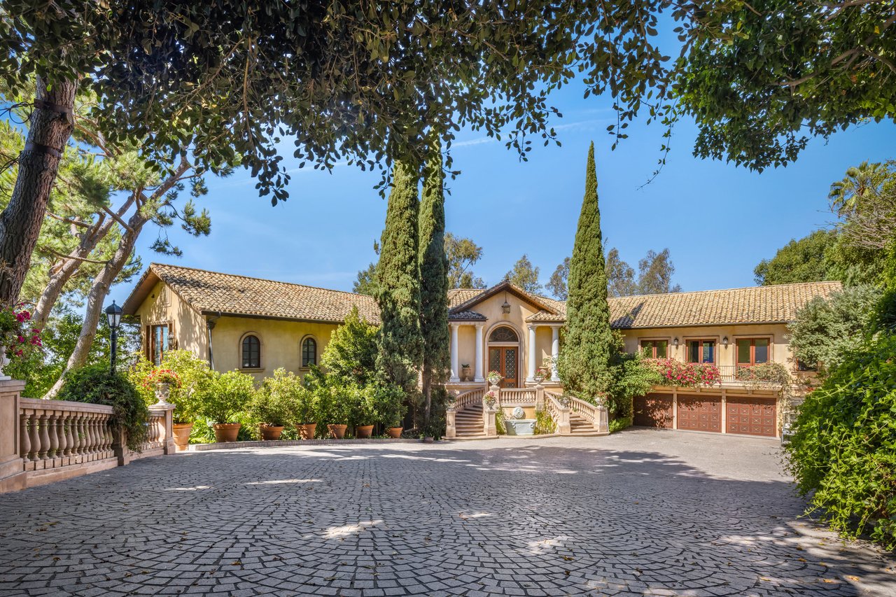 1005 Bel Air Ct
