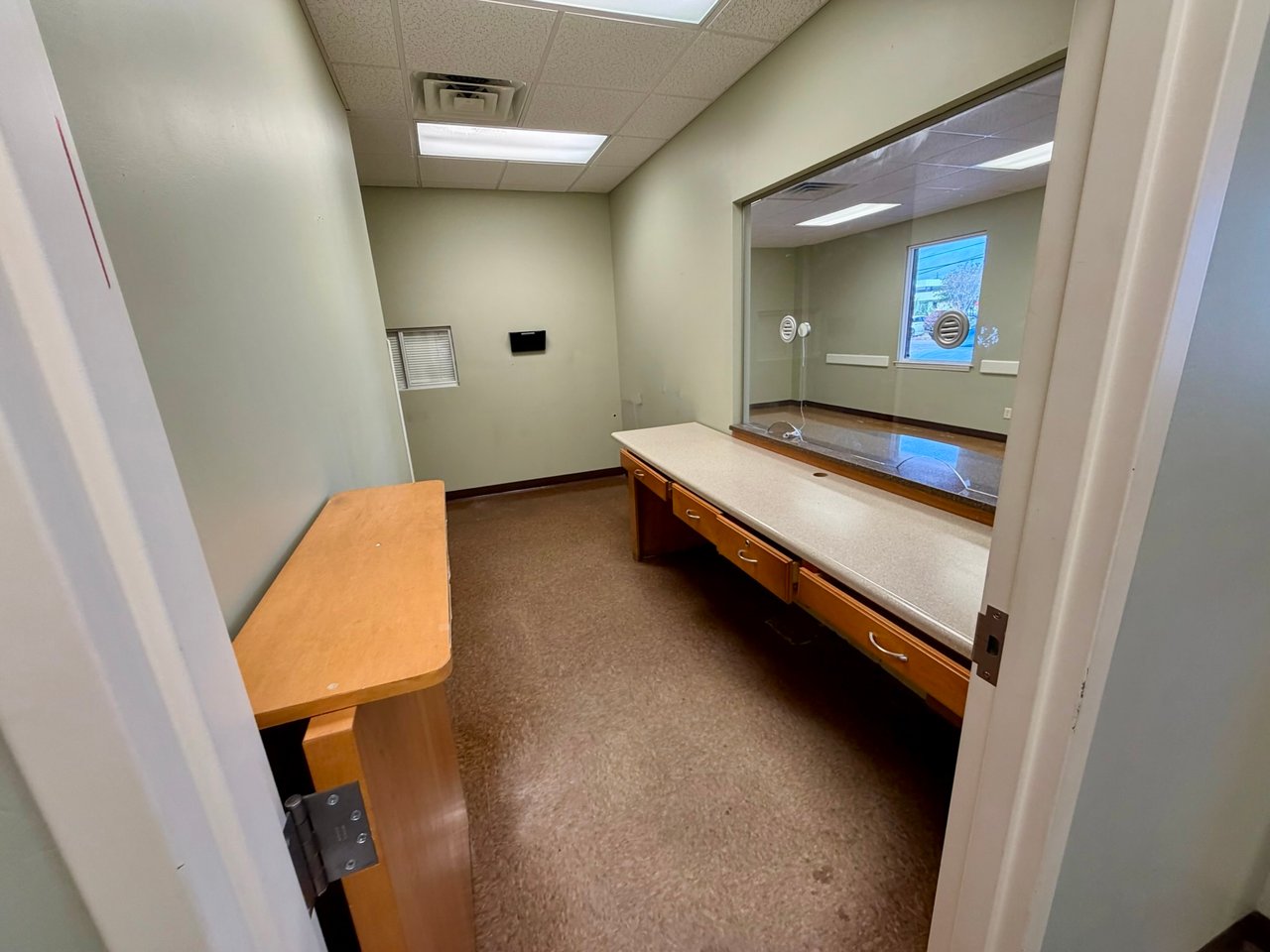 514 Mary Esther Cut Off NW