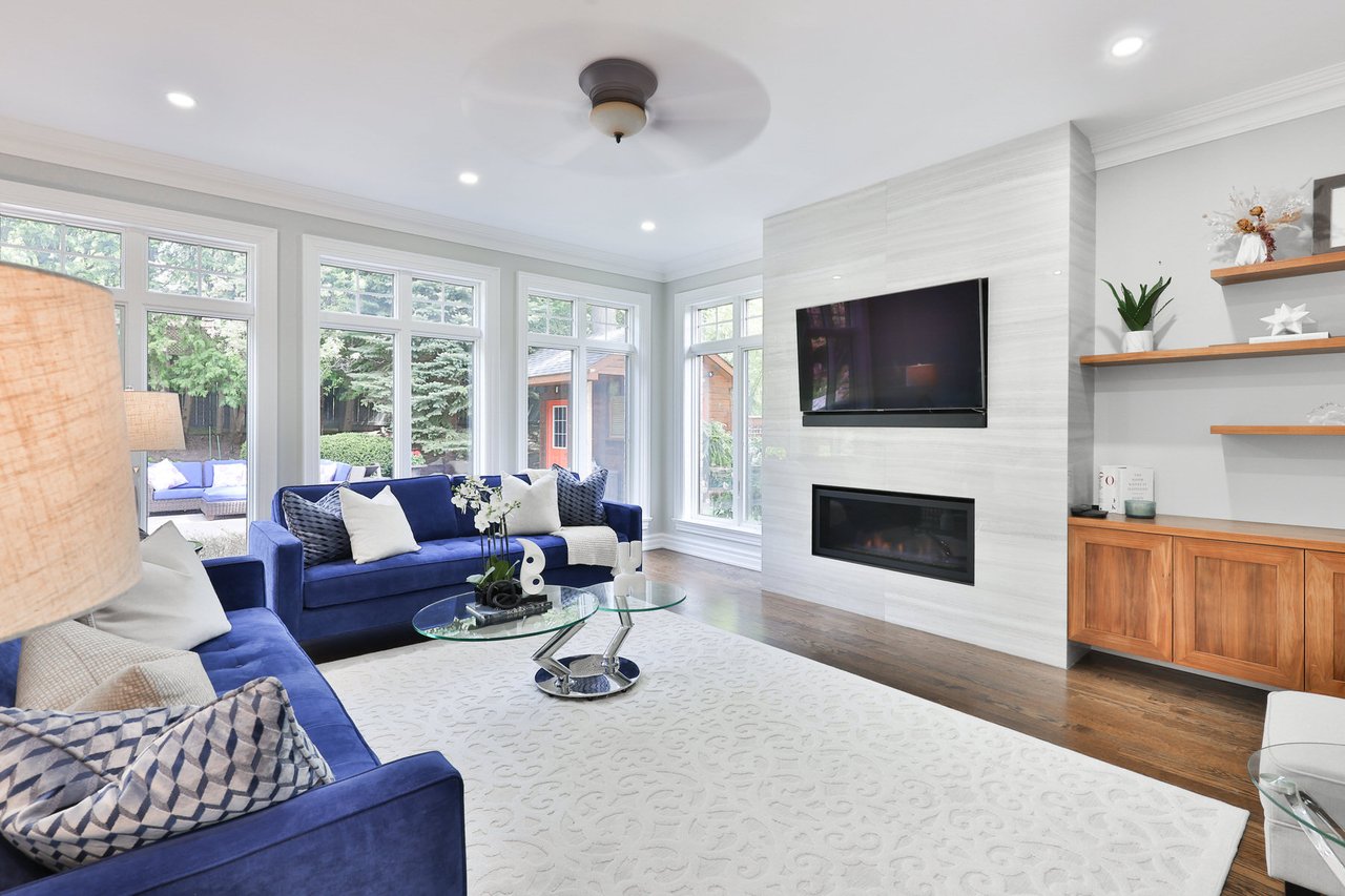 1277 Woodeden Dr