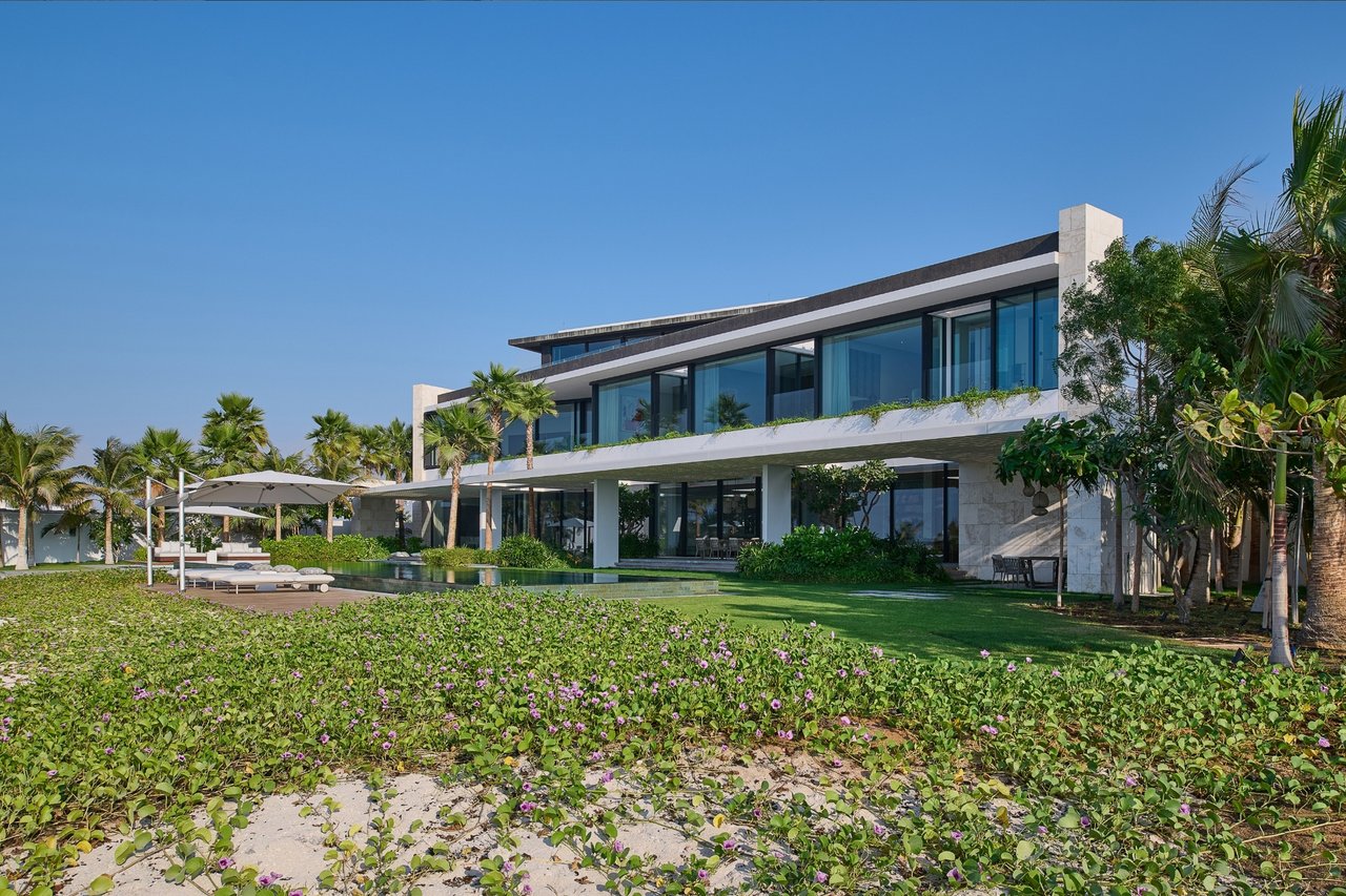 Jumeirah Bay Island Mansion 