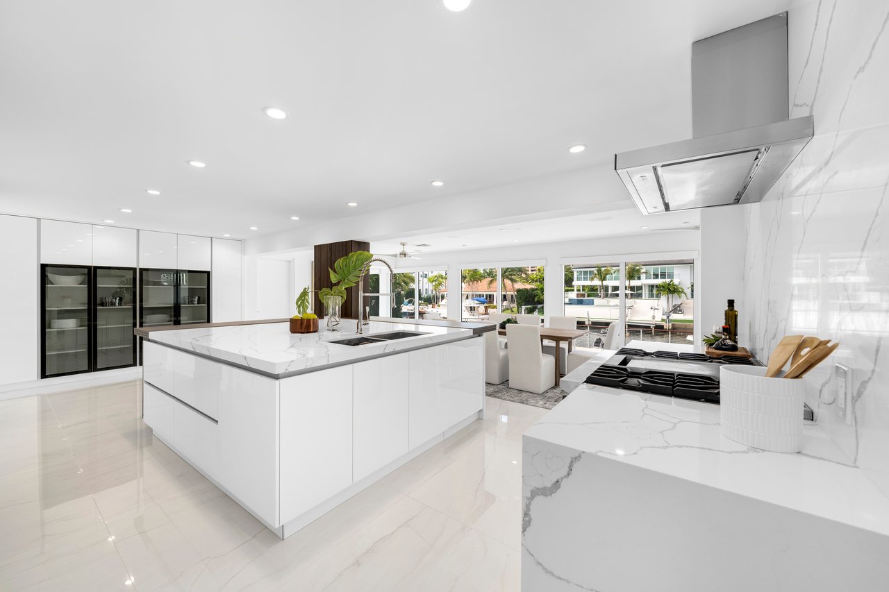 6832 Sunrise Court