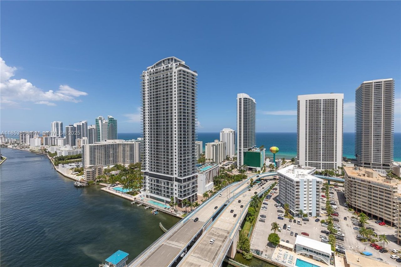 2600 E Hallandale Beach Blvd #2702
