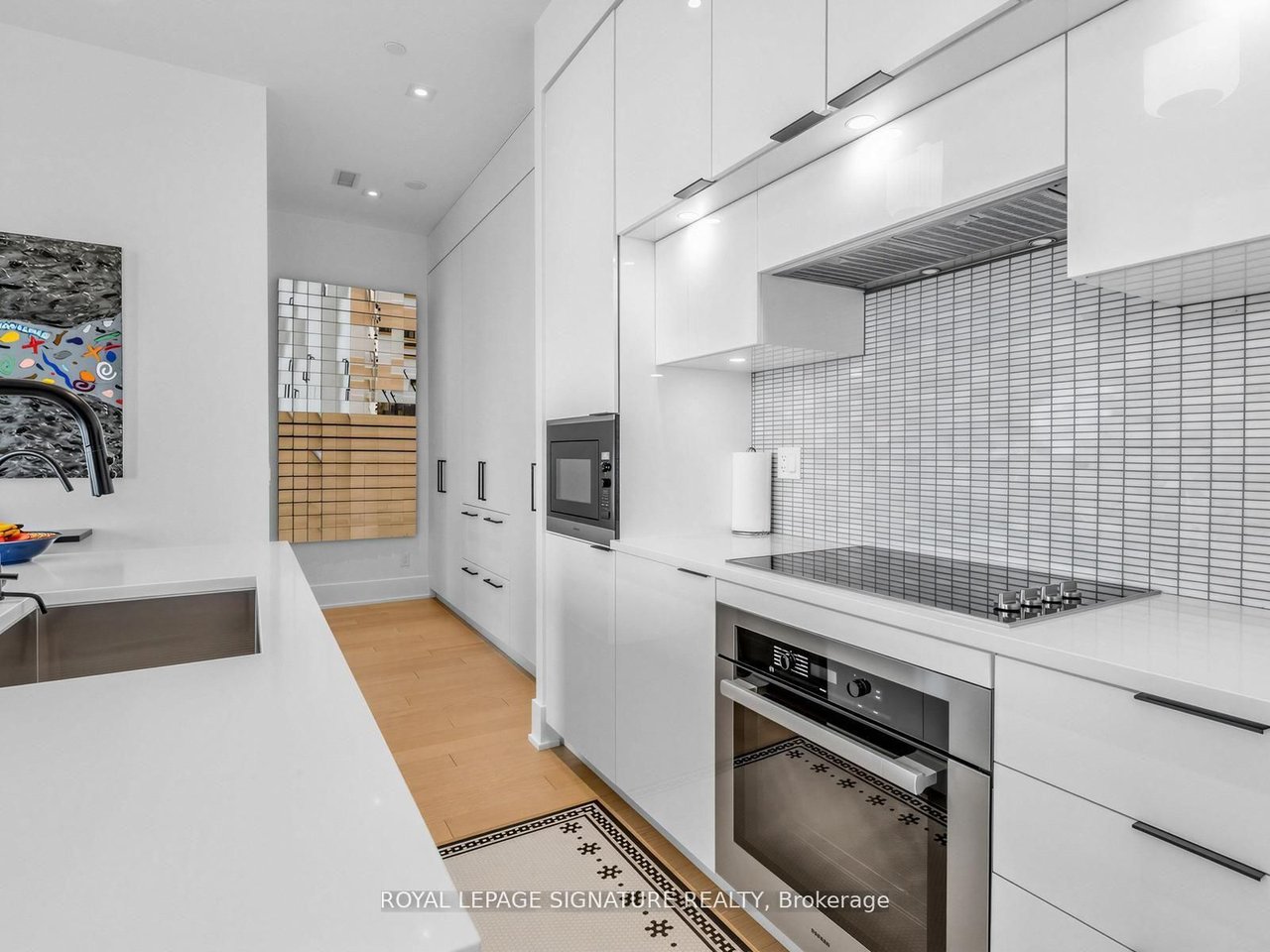 J. DAVIS HOUSE PENTHOUSE 