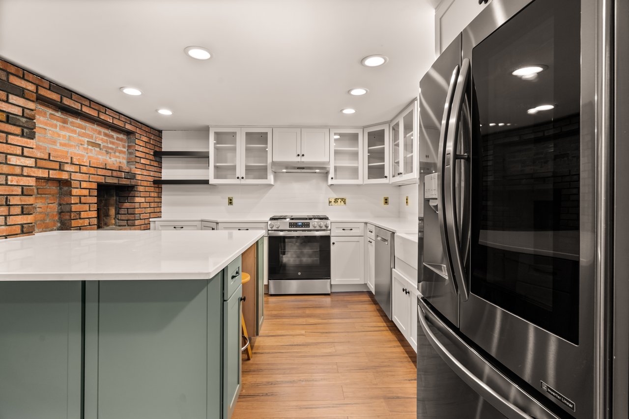 158 Buffalo Hollow Rd