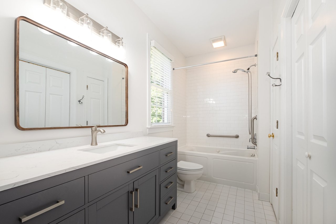 One Bedroom Condo in Chapel Hill's Southern Village