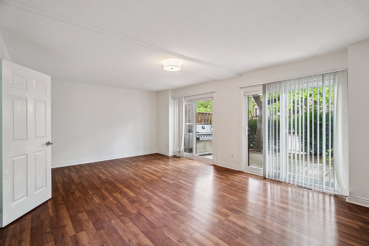 Spacious 3 Bedroom Townhome in College Park