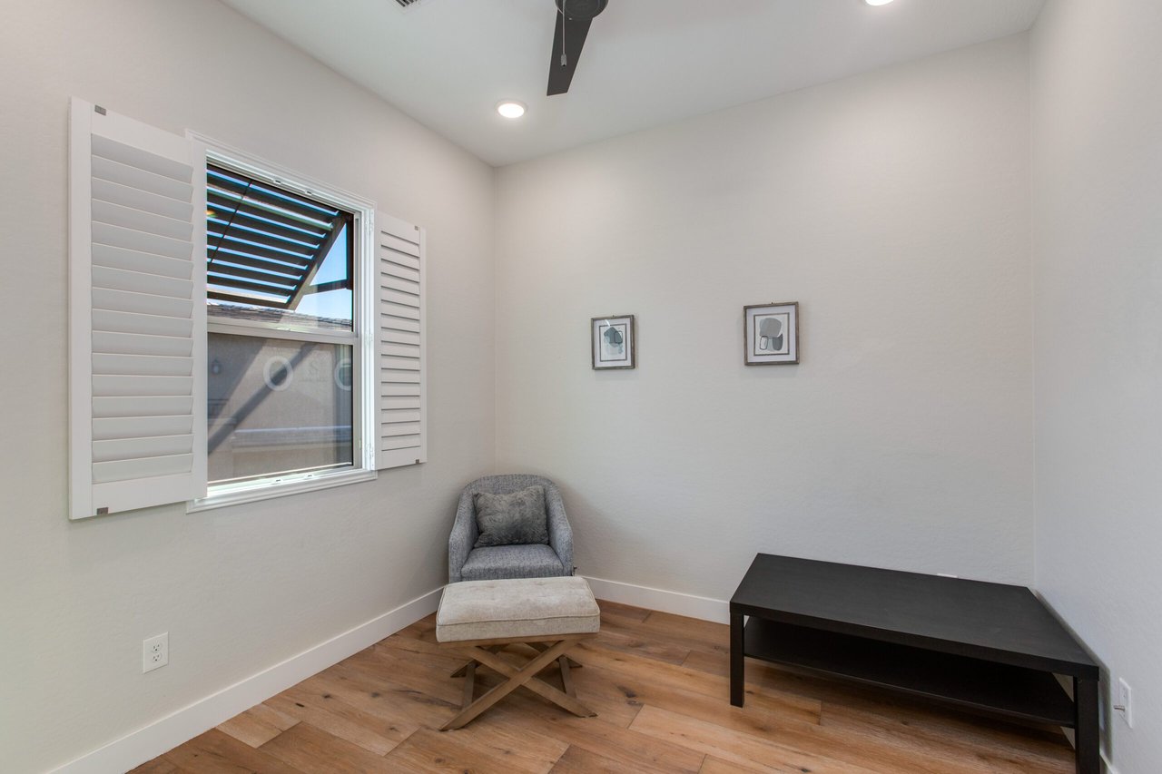 6565 E Thomas Rd. #1142