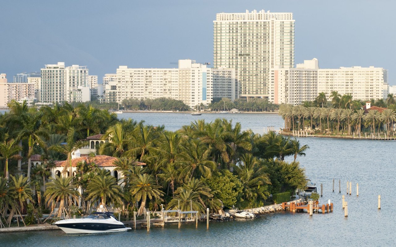 Star Island / Palm Island / Hibiscus Island