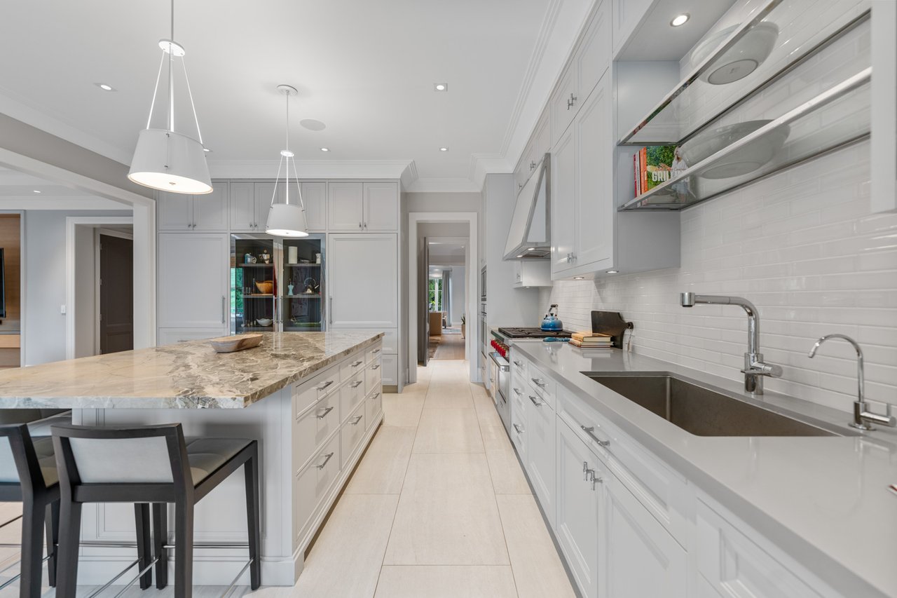 221 Dunvegan Road