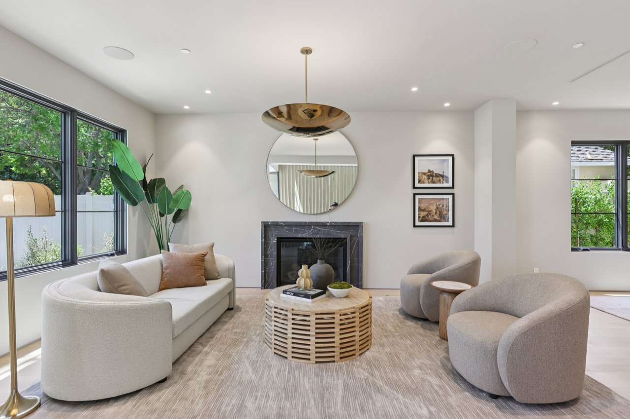 4113 Woodman Ave, Sherman Oaks