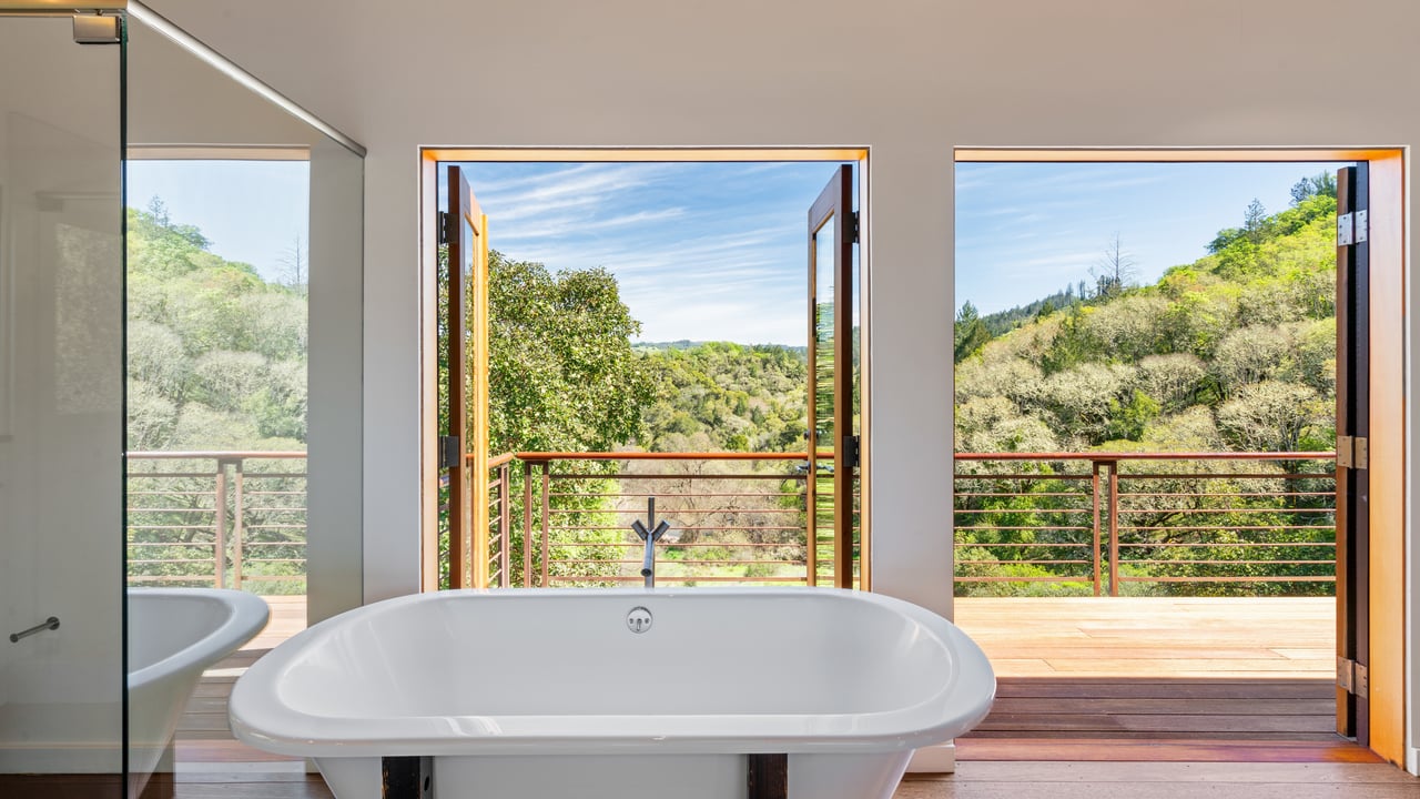 Leslie Creek Retreat