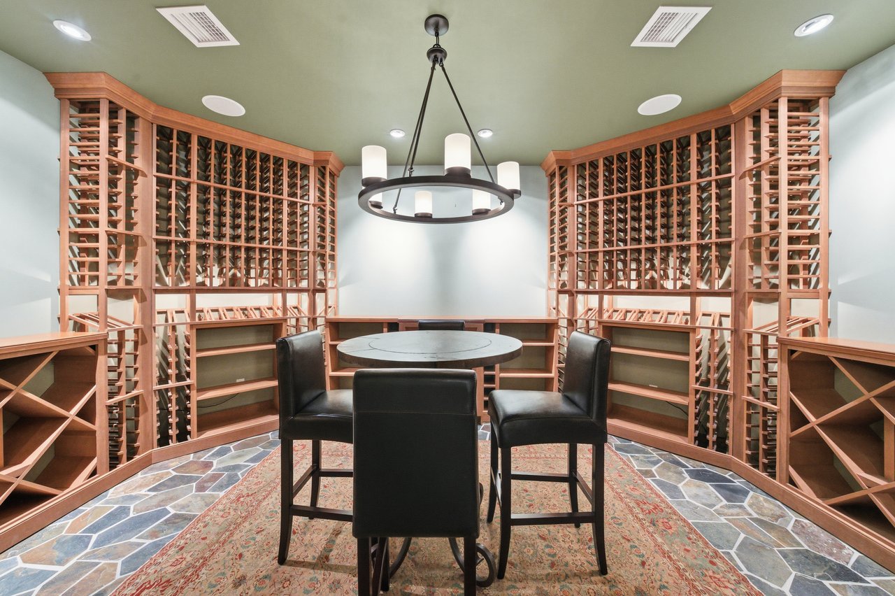 24 Katama Bay View Road 