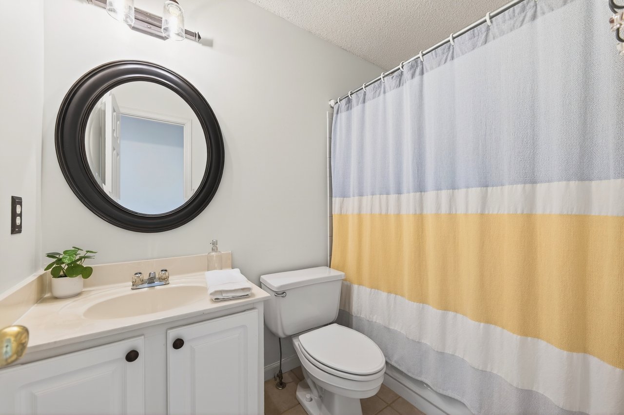 2700 Laurelwood Lane