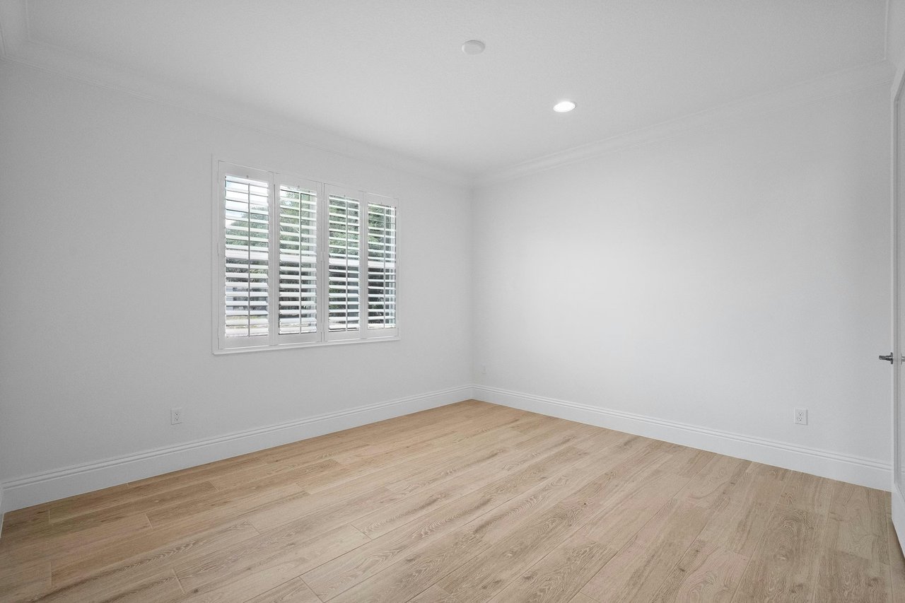 4226 Lucaya Pointe Wy