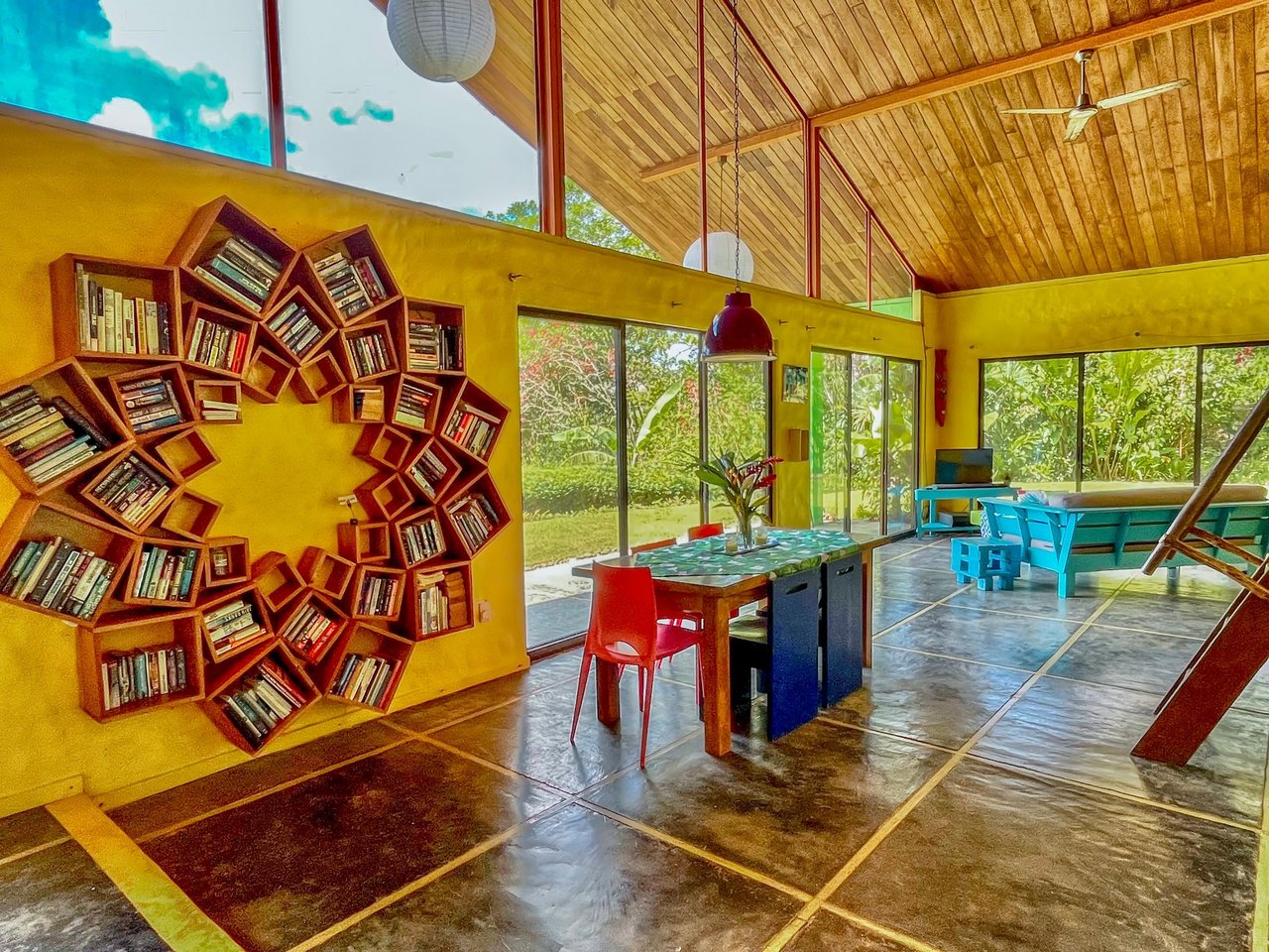 2.35 ACRES- 2 Bedroom Colorful Jungle Home With Ocean Views, Privacy, Room To Build More, Only 10 Min To Dominical!!!