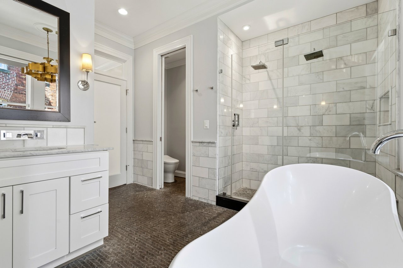 Luxury Dupont Circle Rental Listing