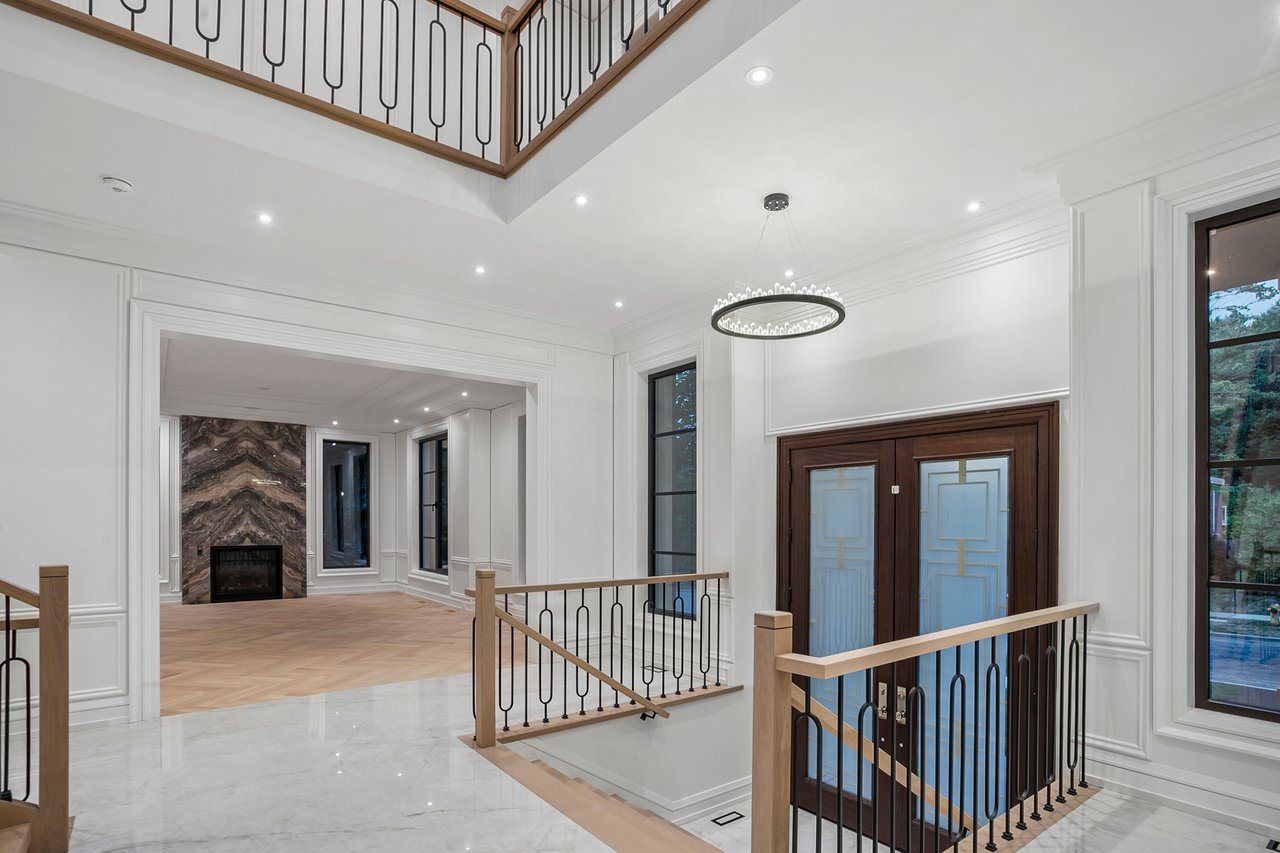 Architecturally Iconic Estate