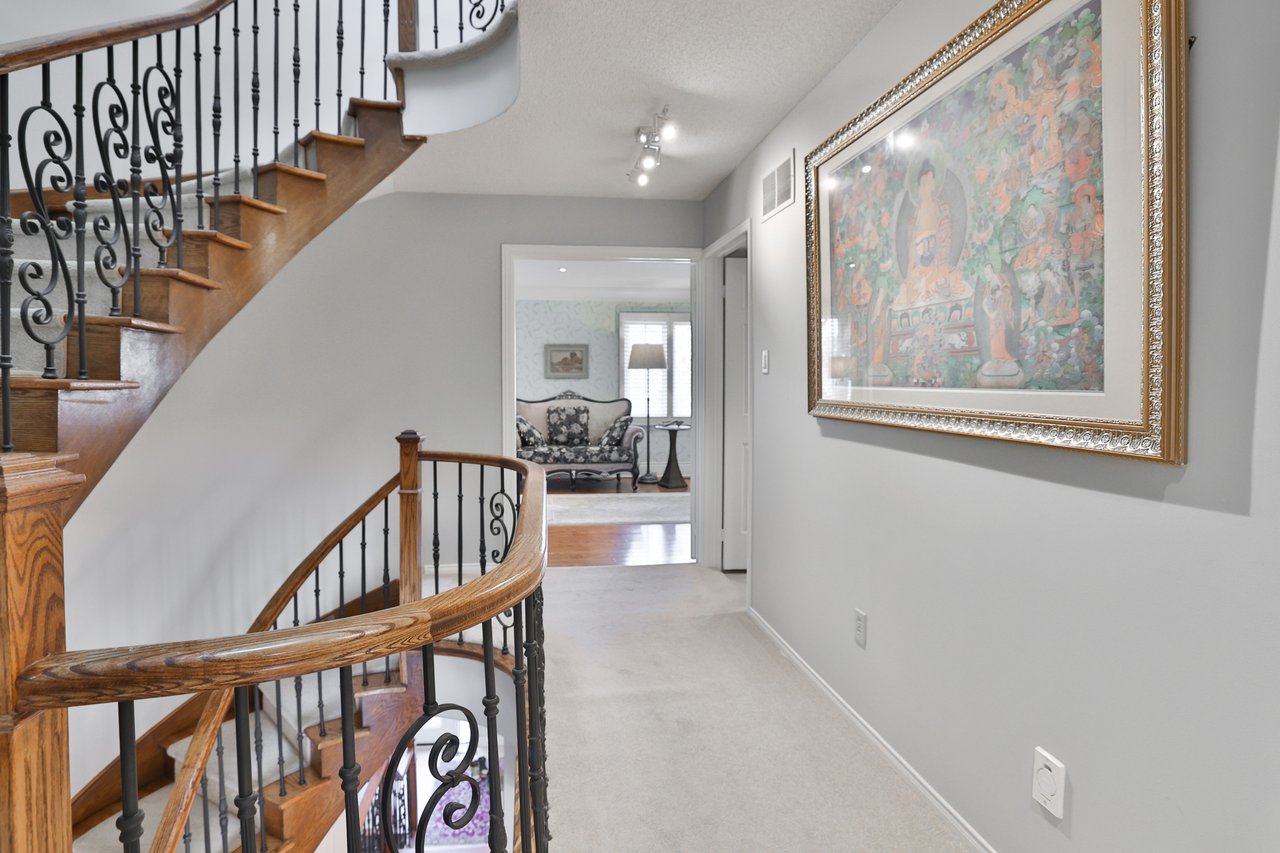 45 Tradwind Drive, Oakville